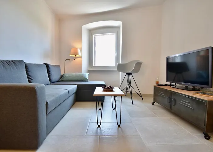 Suncani Krovovi Apartment *