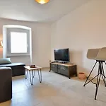 Apartment Suncani Krovovi