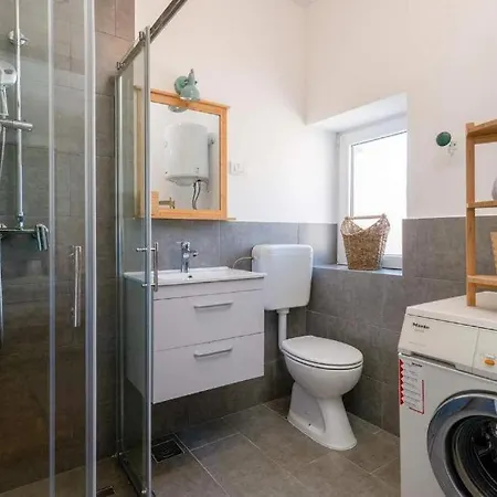 Apartamento Suncani Krovovi