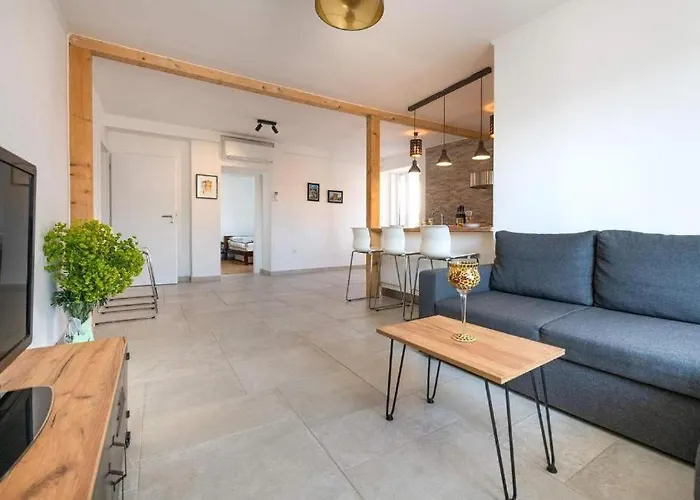 Suncani Krovovi * Pola