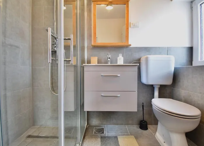 Suncani Krovovi * Pola