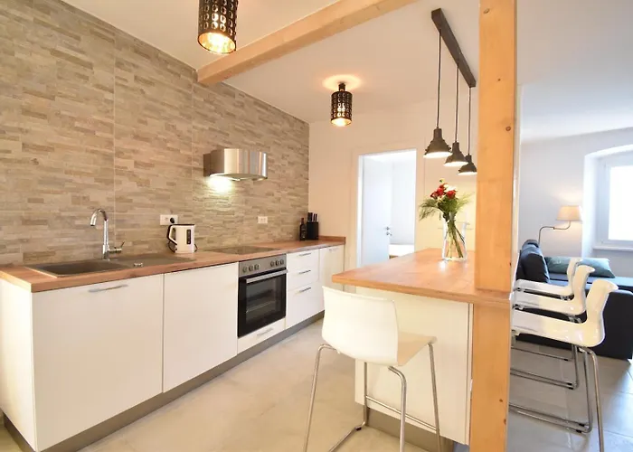 Suncani Krovovi Apartament Pula